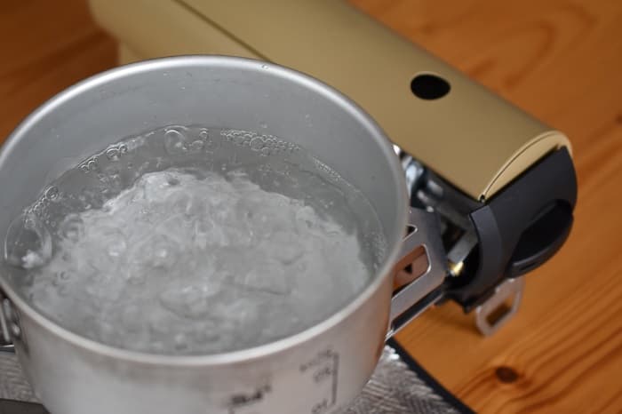 SnowPeek(スノーピーク)カセットコンロ「ホーム＆キャンプバーナー」GS-600で水を沸かす