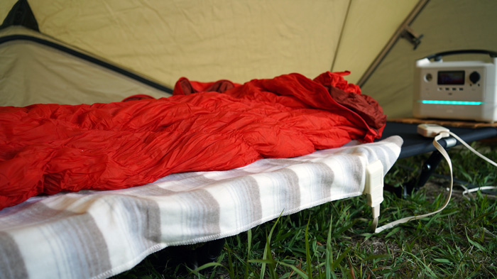 車中泊やキャンプ用の防寒アイテムは電気毛布がおすすめ