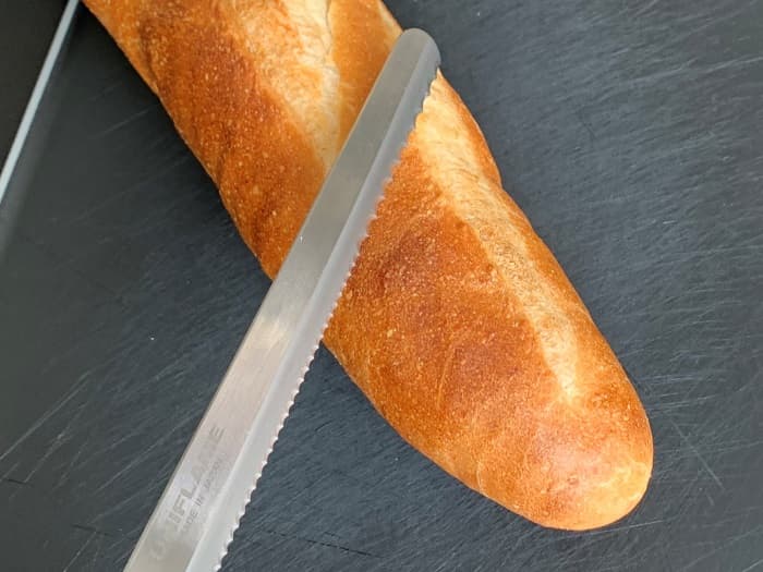 ユニフレームのパン切りナイフ「FDブレッドナイフ」
