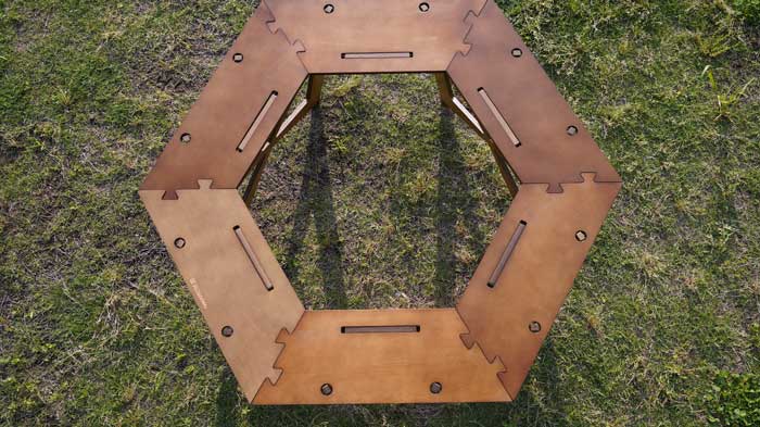ハイランダーの木製囲炉裏テーブルの組み立て方
