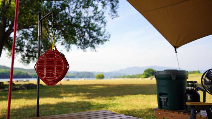 安い吊り下げ式蚊取り線香ホルダーのおすすめと100均のDIY方法も紹介！
