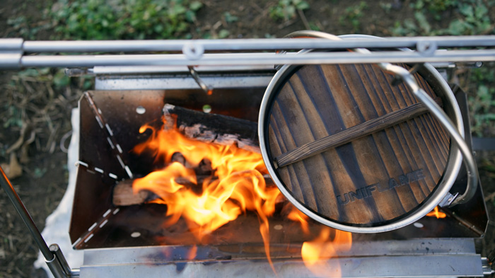 焚き火鍋18cmと焚き火ベースsolo